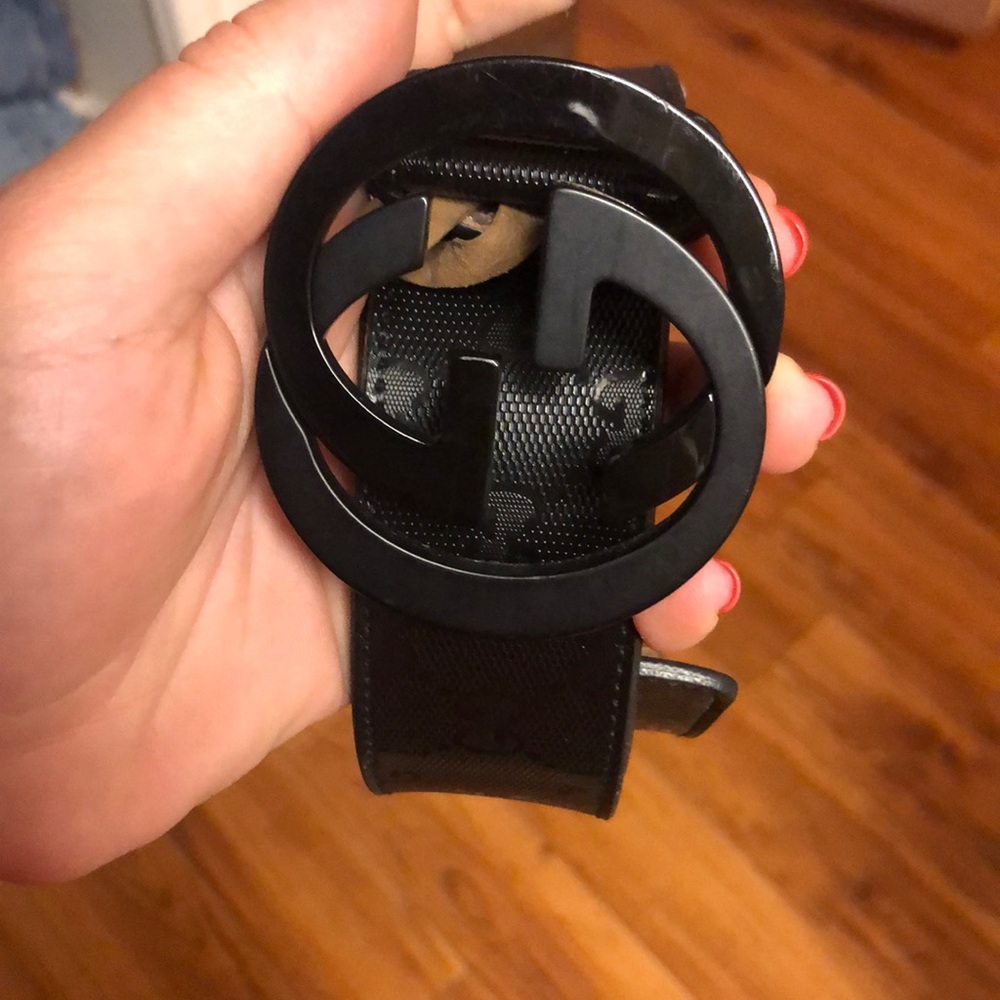 All black Gucci belt